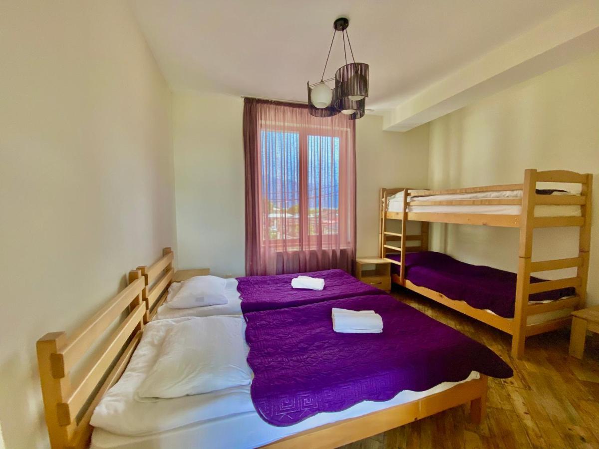 Veranda Guesthouse Kazbegi Eksteriør billede
