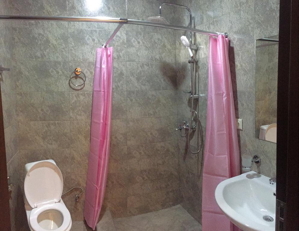 Veranda Guesthouse Kazbegi Eksteriør billede