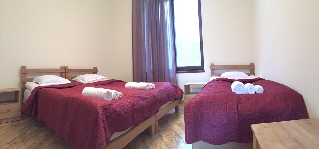 Veranda Guesthouse Kazbegi Eksteriør billede