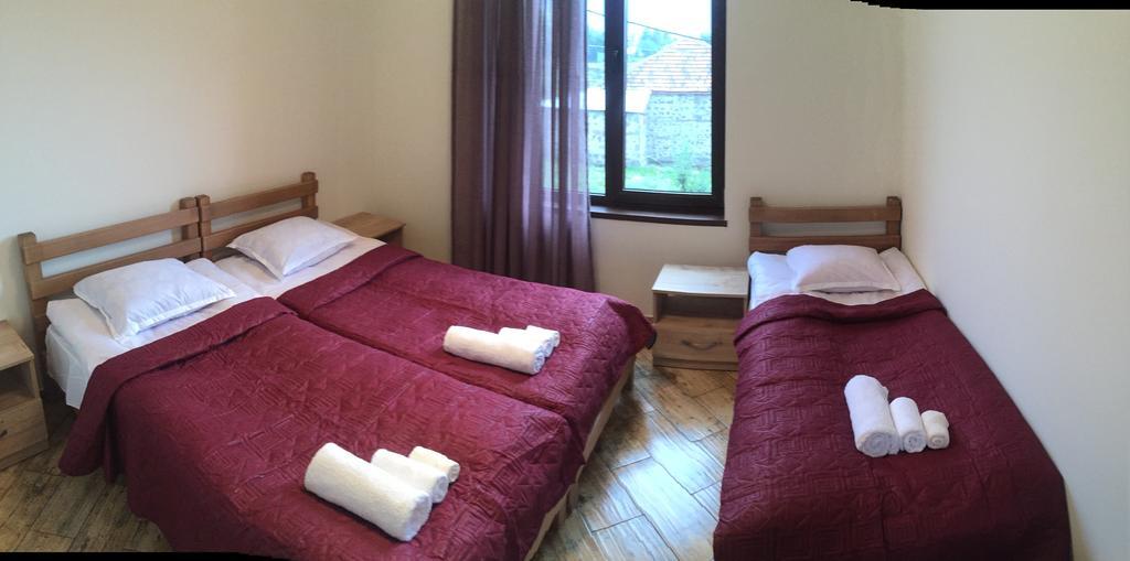 Veranda Guesthouse Kazbegi Eksteriør billede