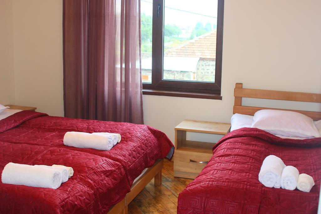 Veranda Guesthouse Kazbegi Eksteriør billede