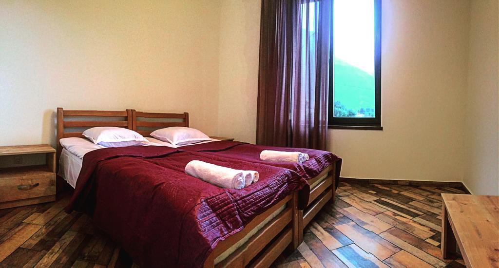 Veranda Guesthouse Kazbegi Eksteriør billede